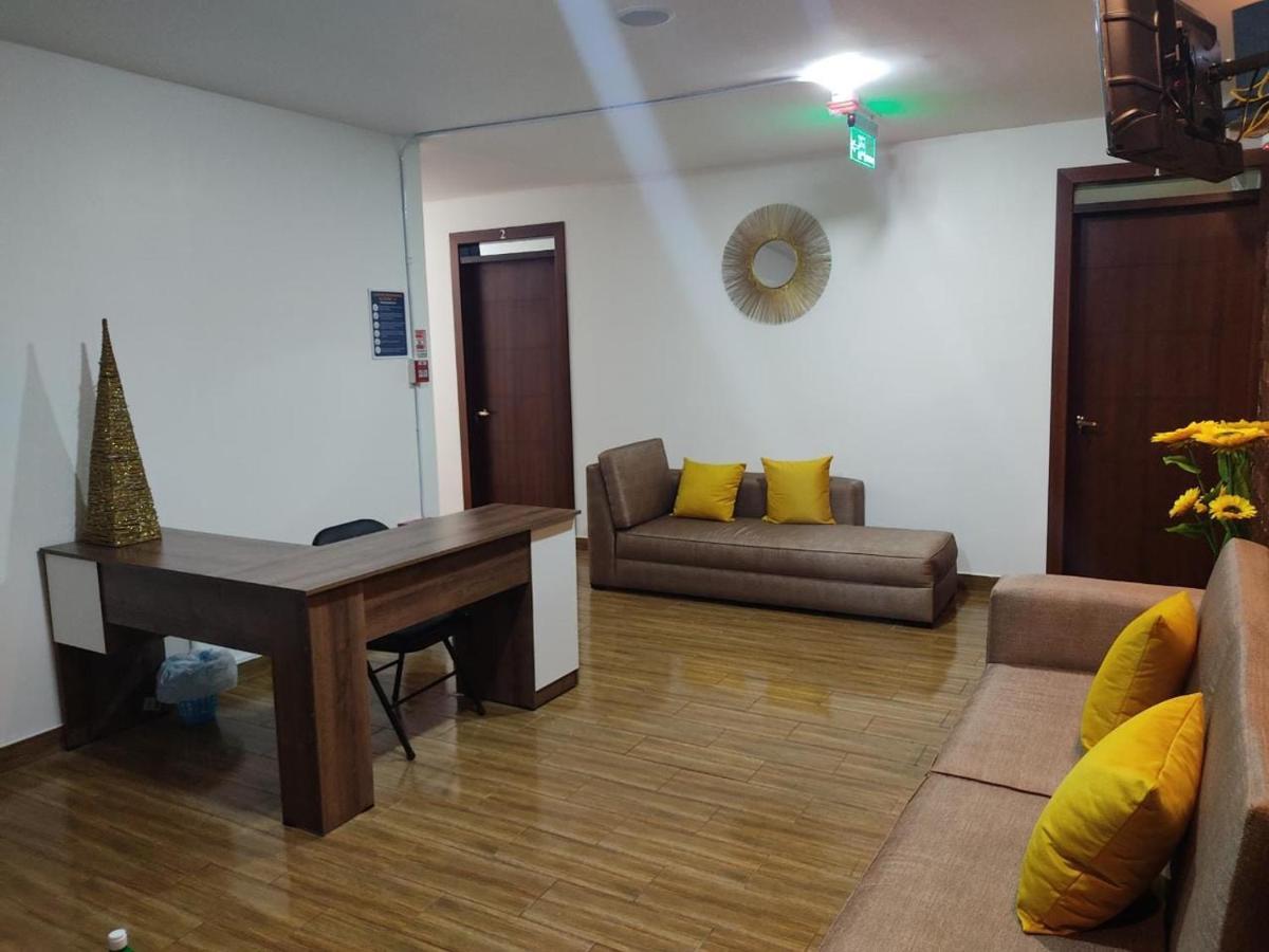 Hospedaje El Girasol Tababela Quito Eksteriør bilde